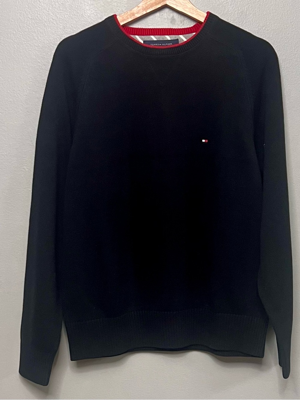 Tommy Hilfiger Men’s Black Sweater Size Medium 100% Cotton Y2K
